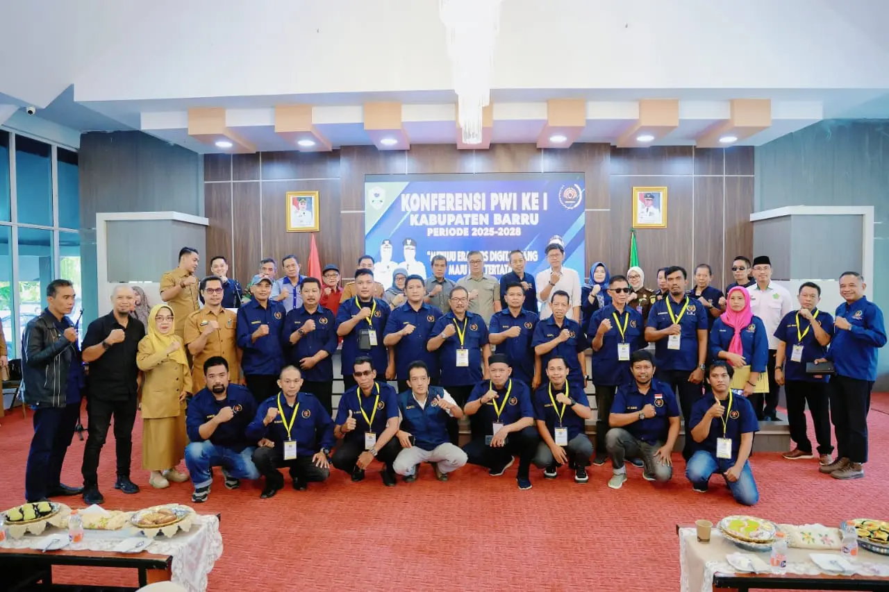 Wakil Bupati Barru Resmi Membuka Konferensi Persatuan Wartawan Indonesia Kabupaten Barru