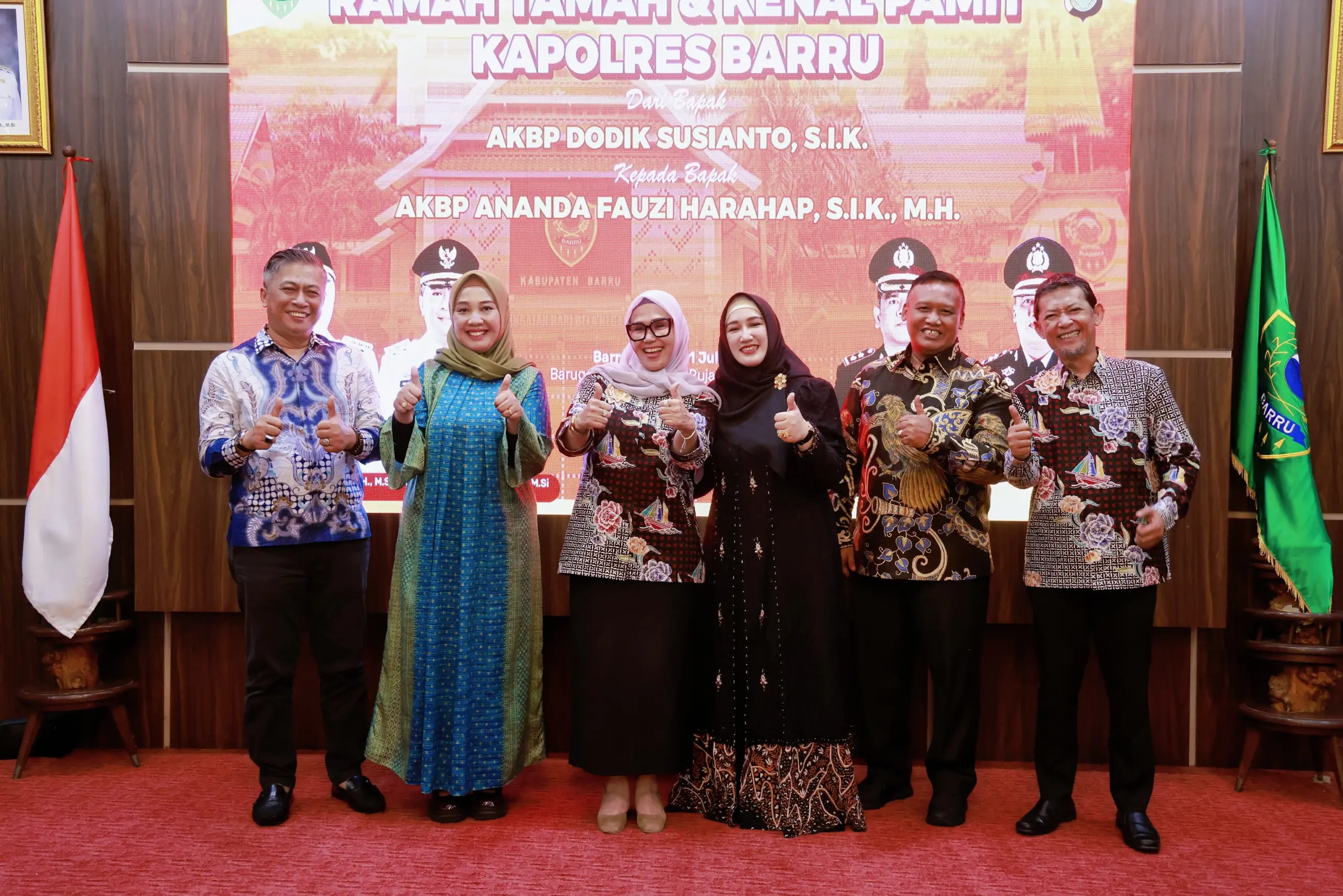 Suasana Haru Acara Ramah Tamah Dan Kenal Pamit Kapolres Barru