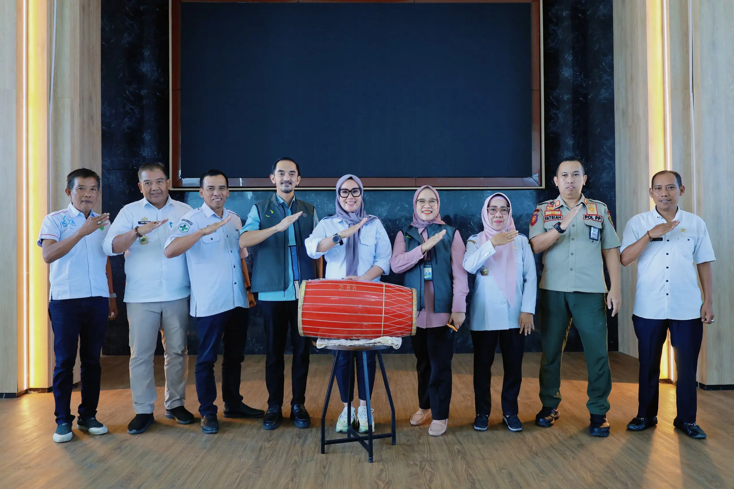 Bupati Barru Membuka Secara Resmi Kegiatan Literasi Perencanaan Keuangan dan Waspada Entitas Keuangan Ilegal