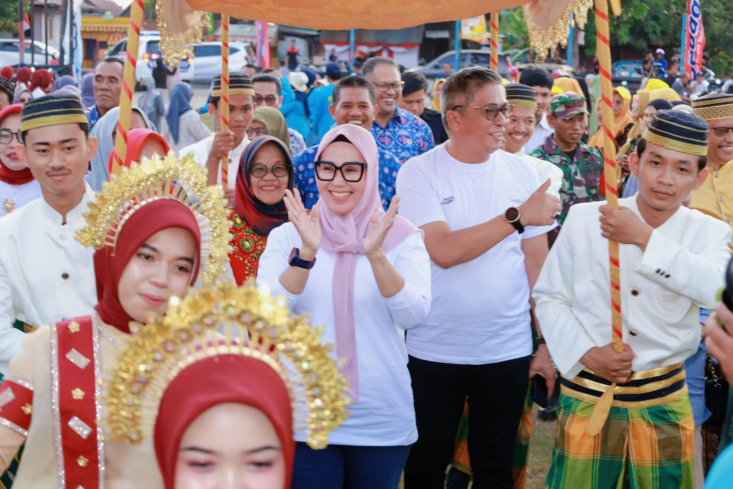 Dari Desa Bojo ke Nasional, Bupati Barru Gaungkan Semangat Gotong Royong HUT RI