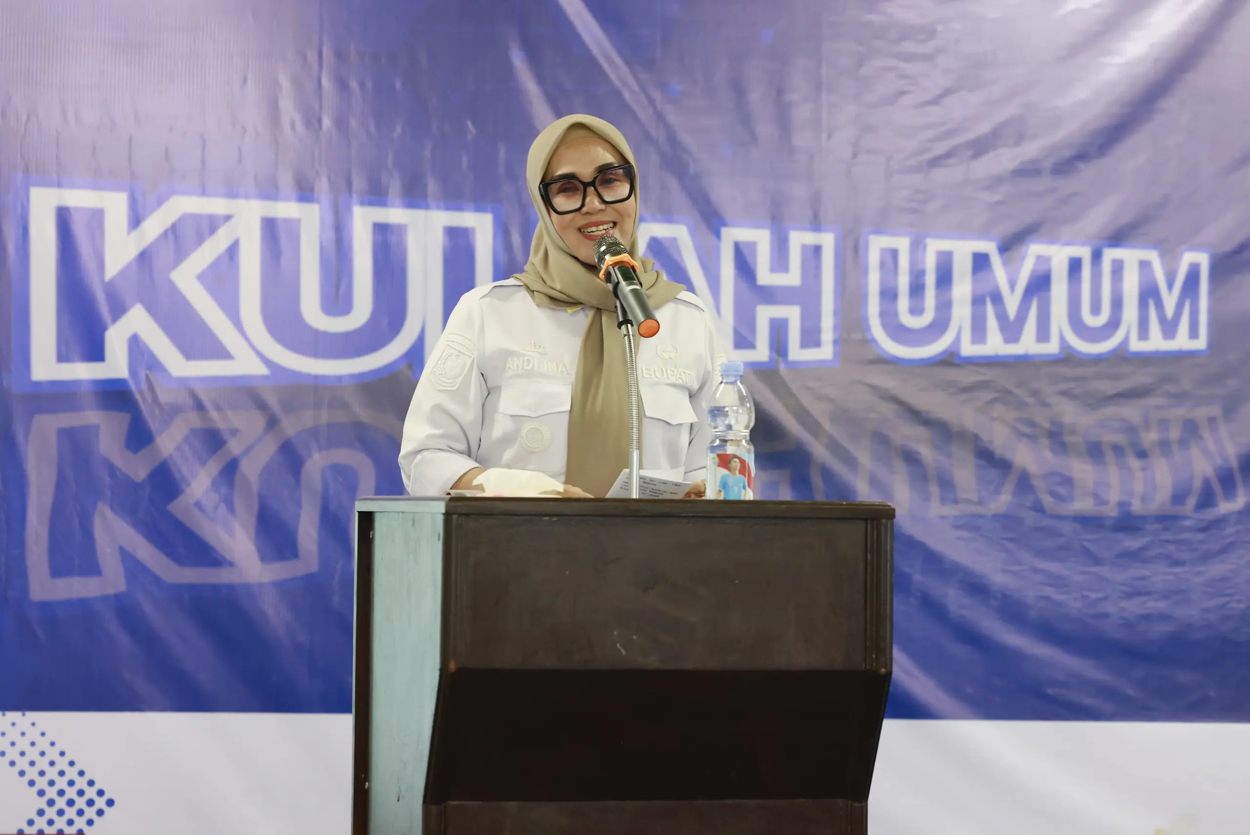 Kuliah Umum STMIK Khasrisma Makassar: Bupati Barru Bagikan Pengalaman dan Motivasi
