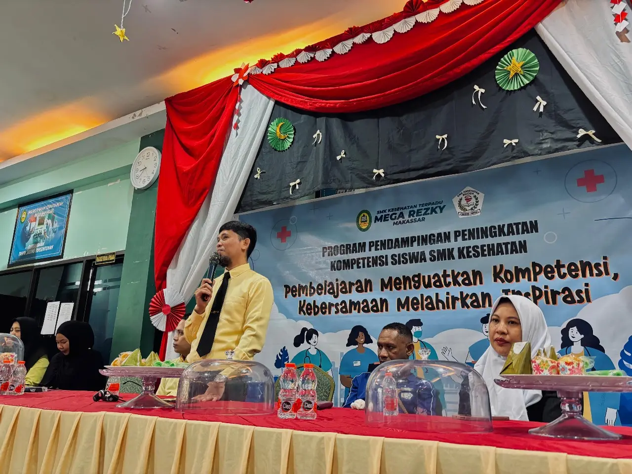 SMK Kesehatan Terpadu Mega Rezky Makassar Sambut Siswa SMK Macida Kesehatan dalam Program Peningkatan Kompetensi