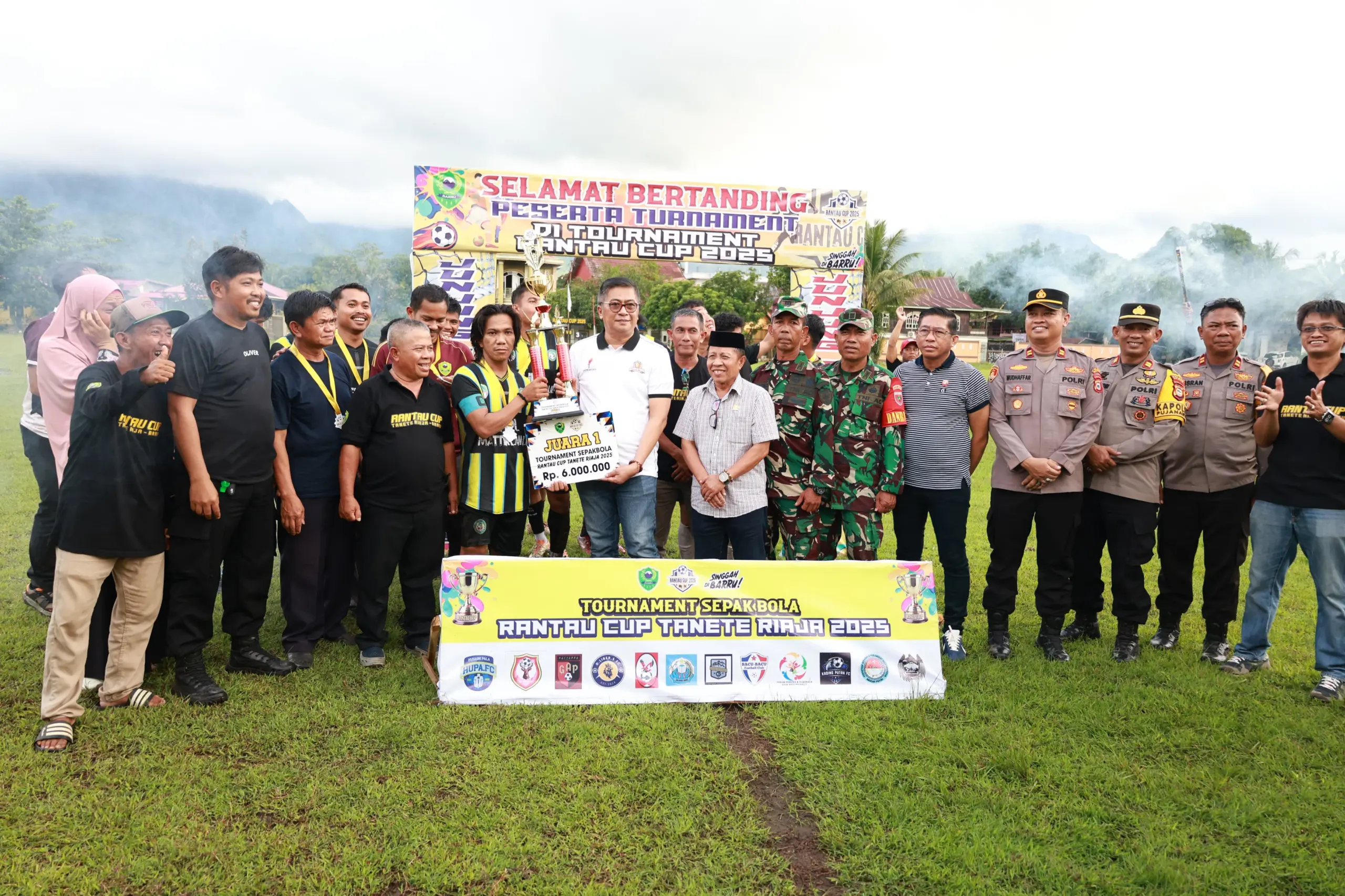 Wakil Bupati Barru Resmikan Kemenangan Mattirowalie FC: Turnamen Rantau Cup I Wadah Pemersatu Generasi Muda