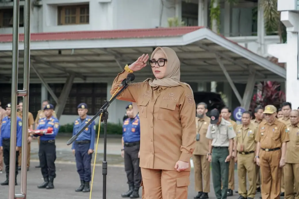 Tegas Tanpa Ampun: Bupati Barru Andi Ina Larang Titip Absen, Dorong ASN Jadi Pelayan Humanis Masyarakat