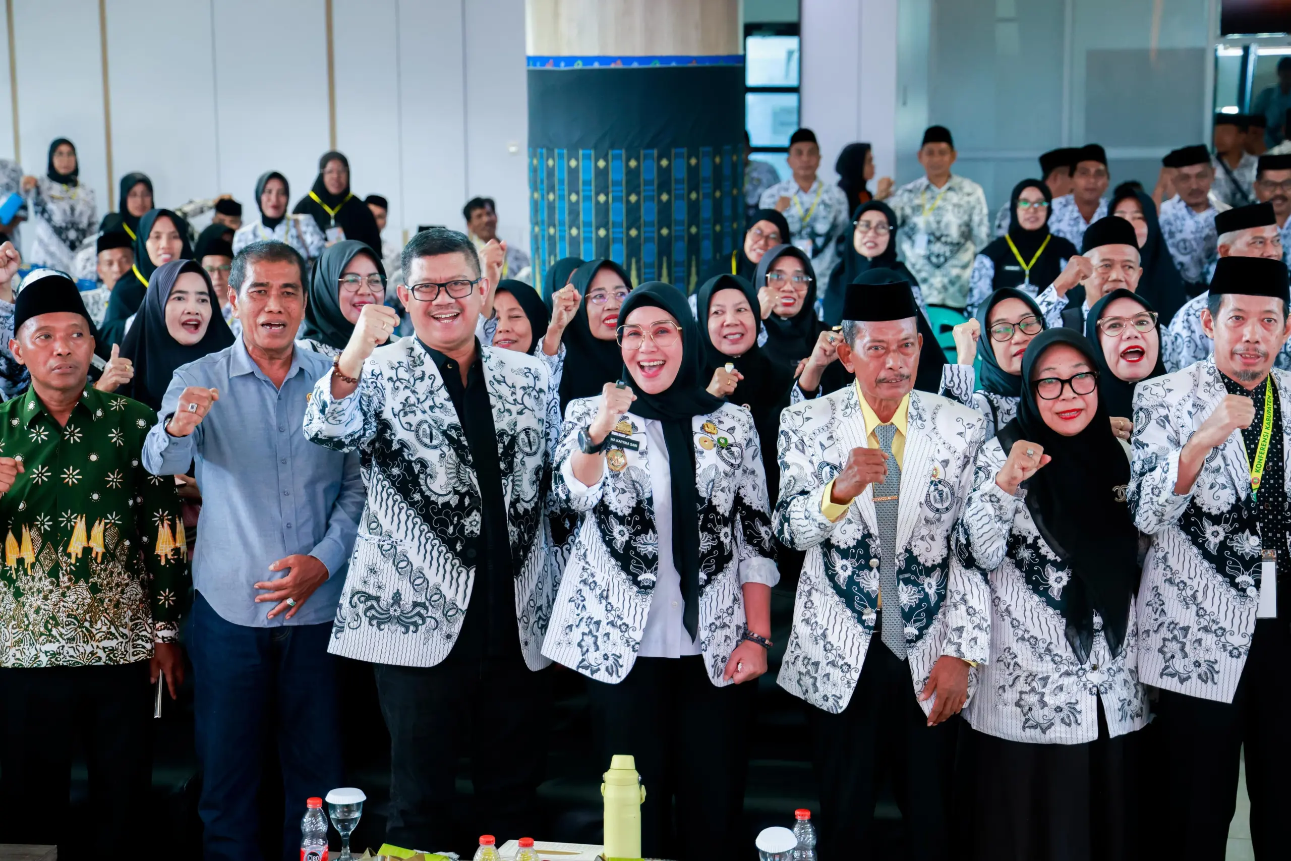 PGRI Barru Gelar Konferensi Kabupaten Masa Bakti 2025–2030, Bupati Tegaskan Pendidikan Prioritas Pembangunan