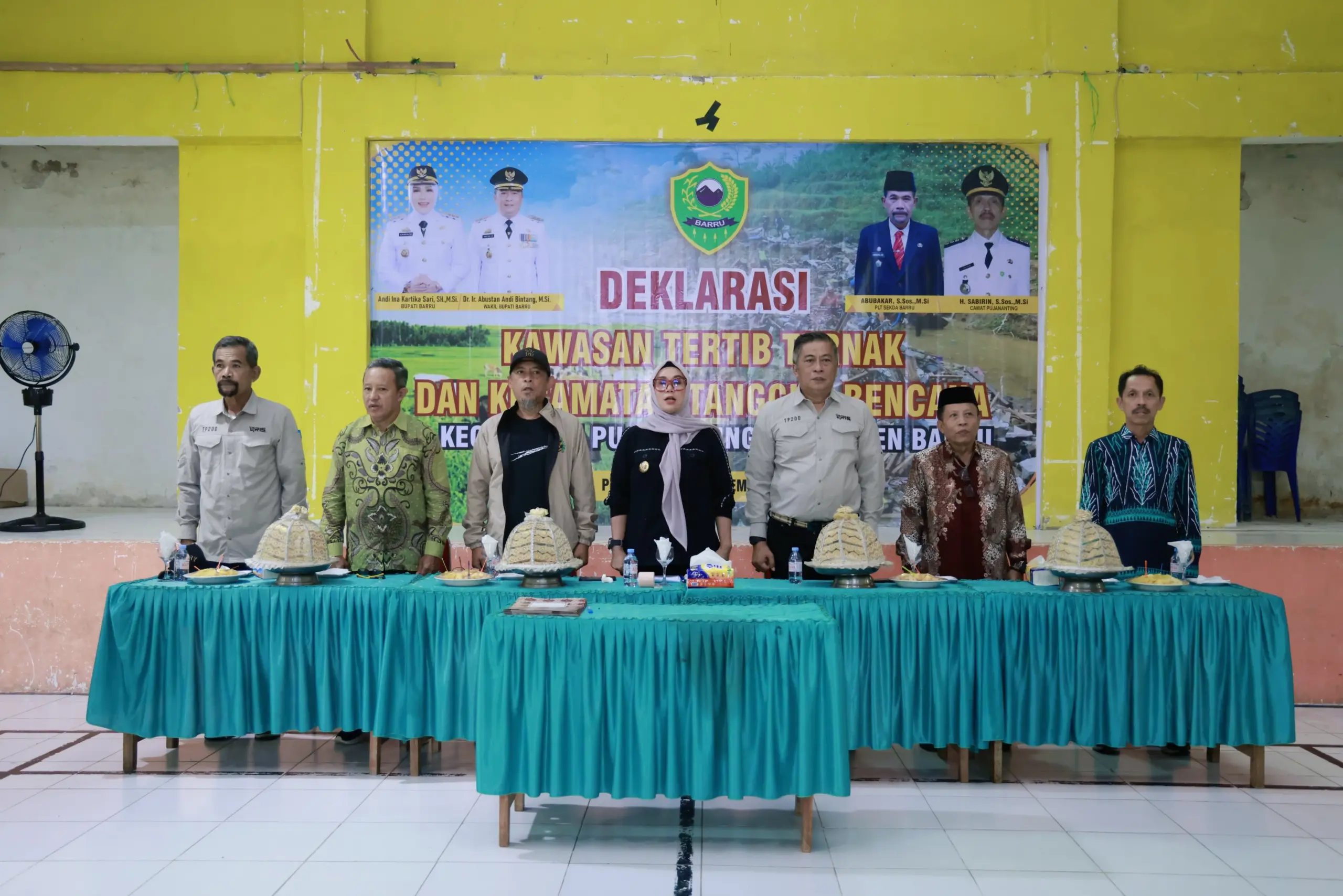Pujananting Barru Jadi Pelopor: Deklarasi Tertib Ternak dan Tangguh Bencana, Bupati Andi Ina Beri Penghargaan Langsung